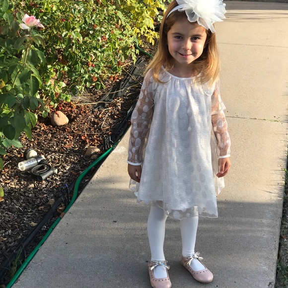 Shimmery cream long sleeved toddler dress - Picture 5 of 5